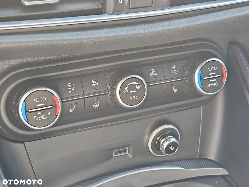 Alfa Romeo Stelvio 2.0 Turbo Veloce Q4 - 27
