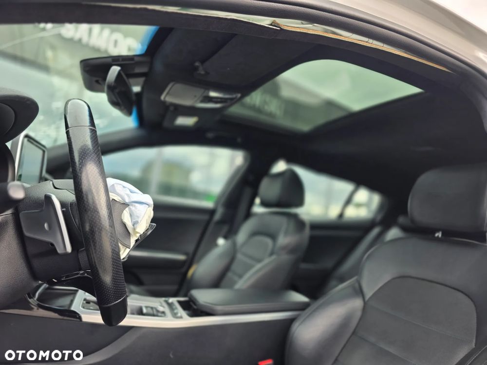 Kia Stinger 2.0 T-GDI XL - 25