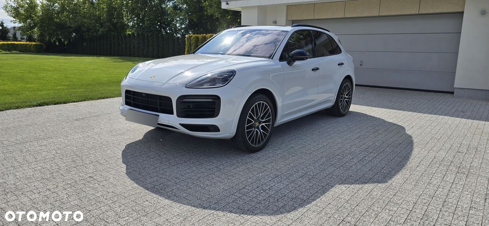 Porsche Cayenne Standard - 2