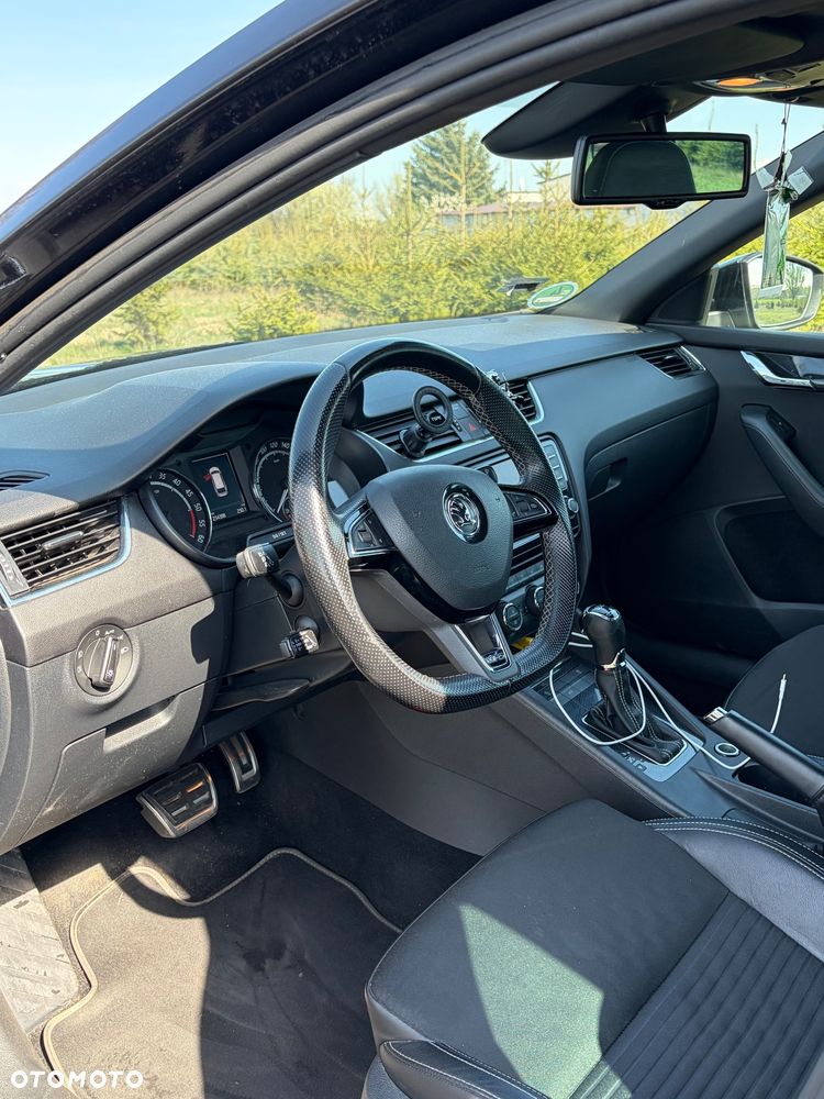 Skoda Octavia 2.0 TDI RS DSG - 6