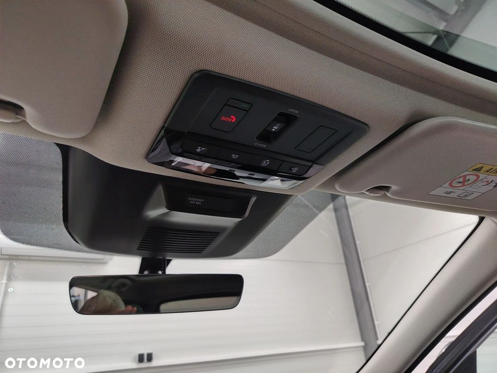 Nissan Qashqai 1.3 DIG-T MHEV Xtronic N-Connecta - 36