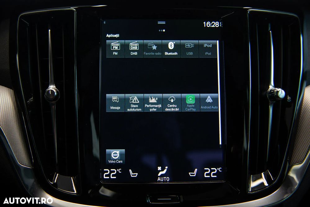 Volvo S60 T8 Recharge AWD Geartronic RDesign - 24