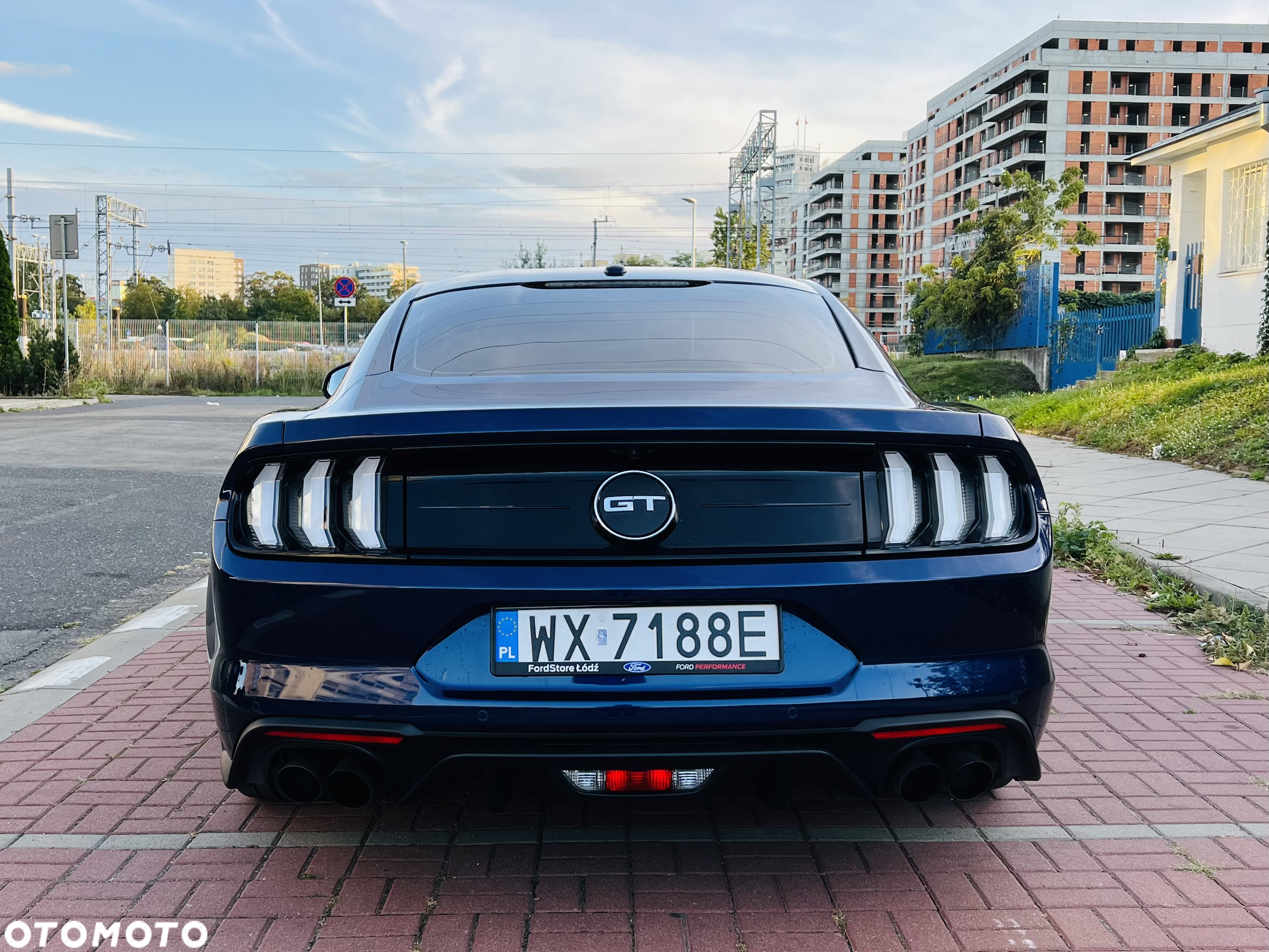 Ford Mustang 5.0 V8 GT - 5