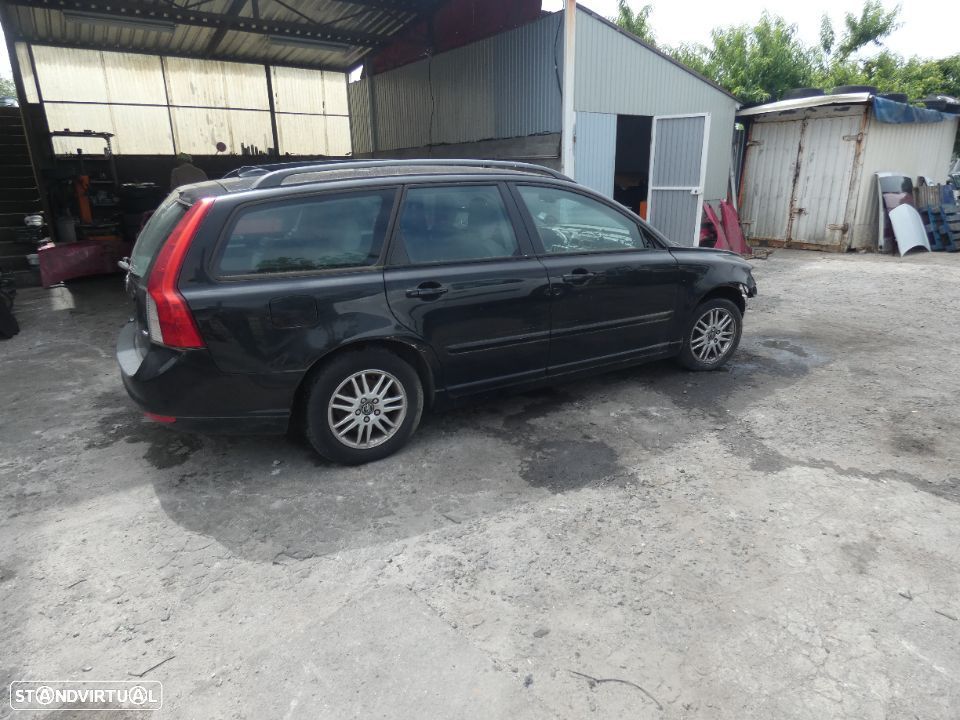 Volvo V50 de 2009 para peças - 1