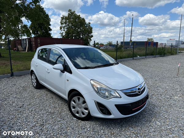 Opel Corsa 1.2 16V Cosmo
