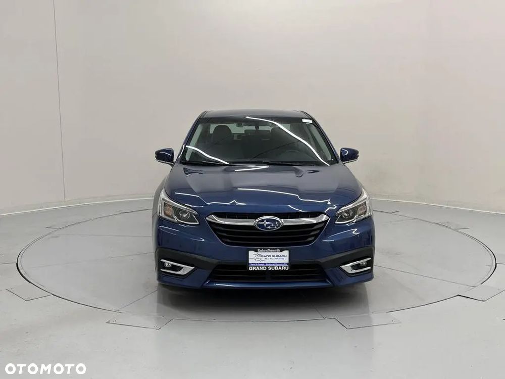 Subaru Legacy - 1