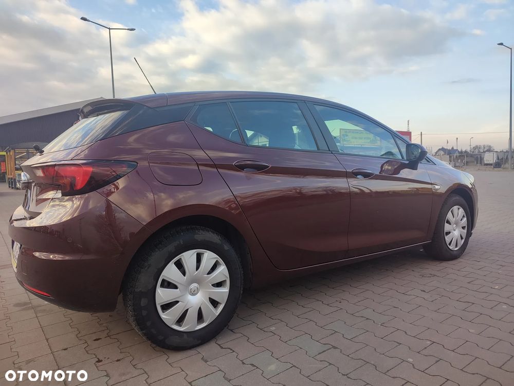 Opel Astra 1.4 Essentia - 4