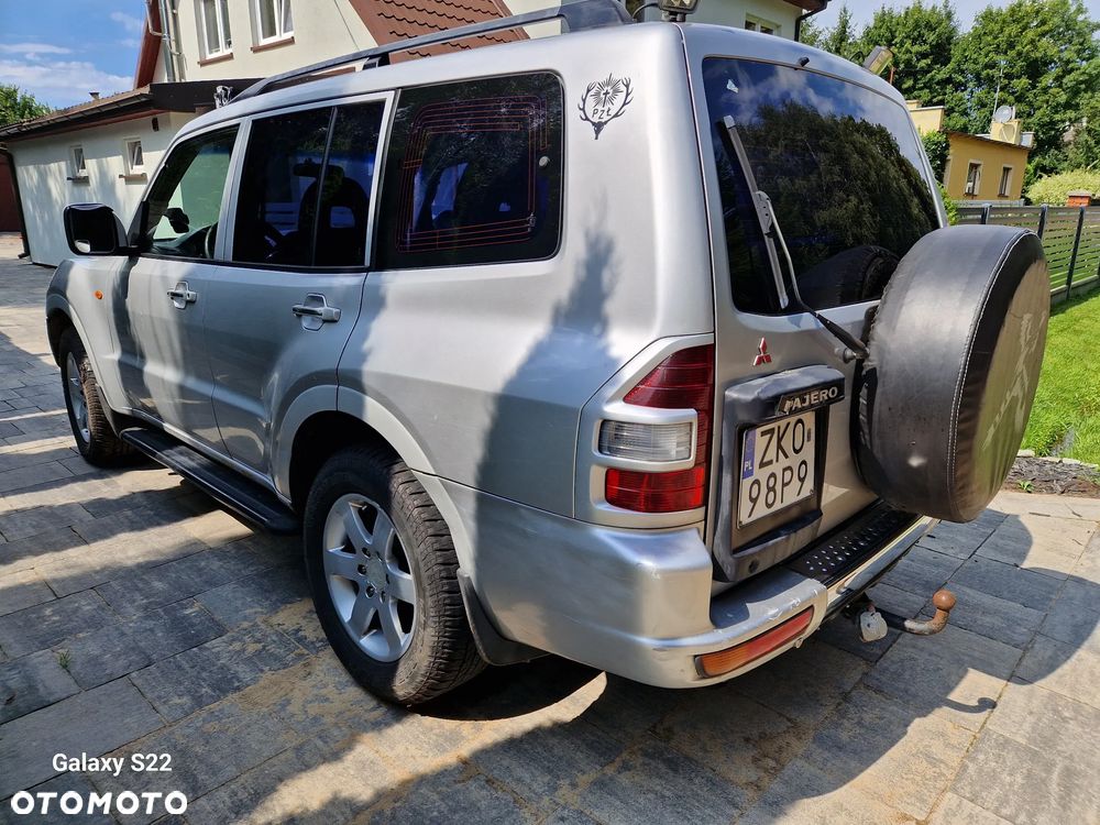 Mitsubishi Pajero - 5