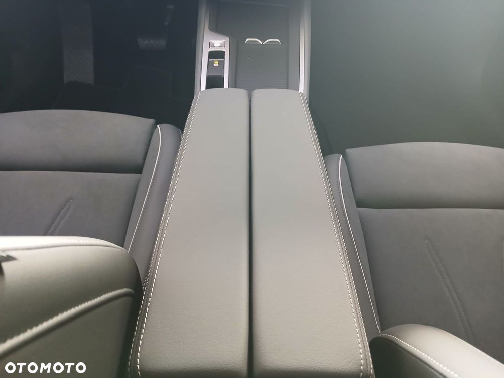 Volkswagen Passat - 22