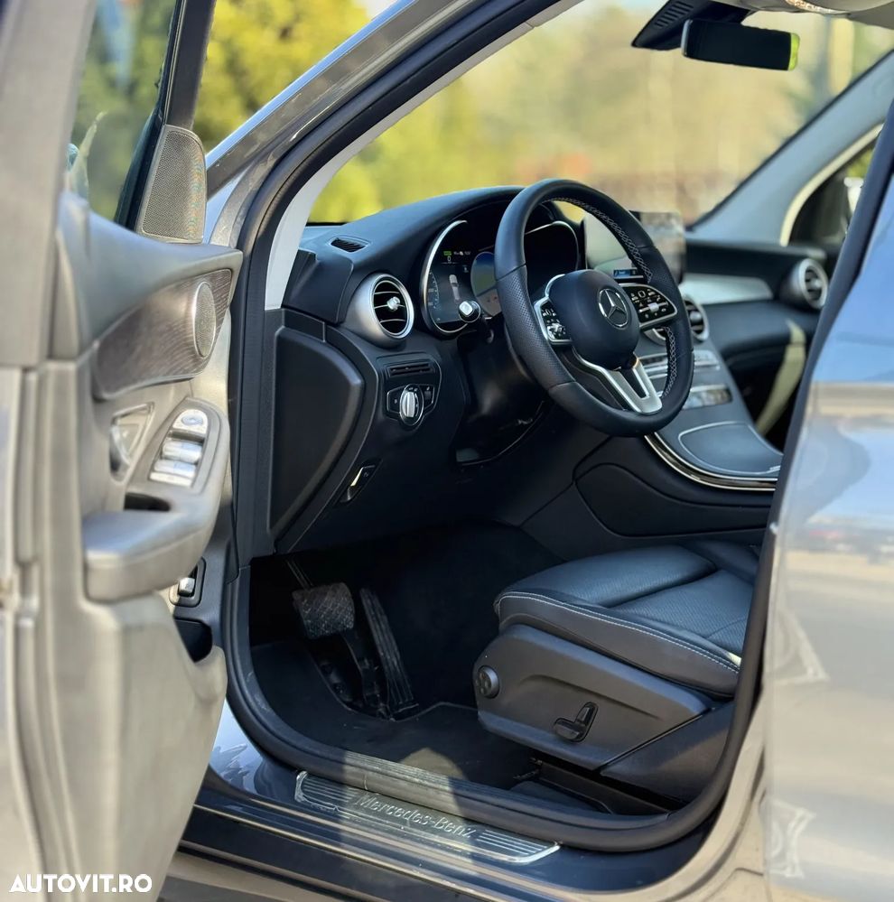 Mercedes-Benz GLC 300 de 4Matic 9G-TRONIC Exclusive - 25