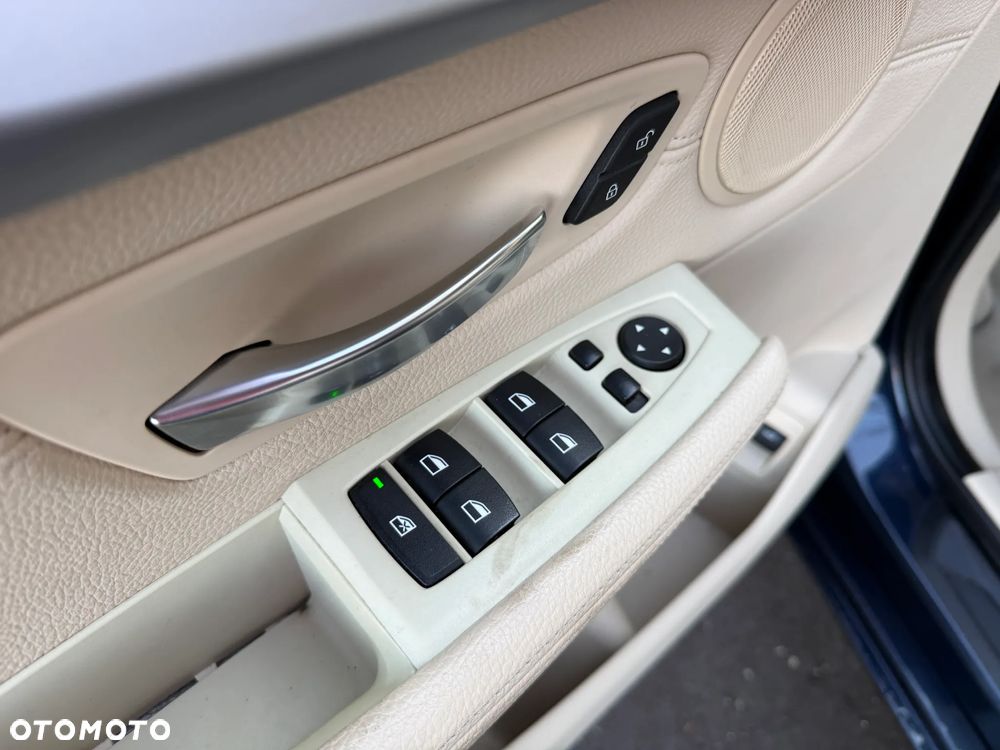 BMW Seria 2 216d Luxury Line - 15