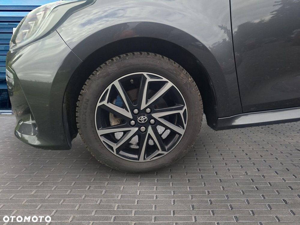 Toyota Yaris Hybrid 1.5 Comfort - 28
