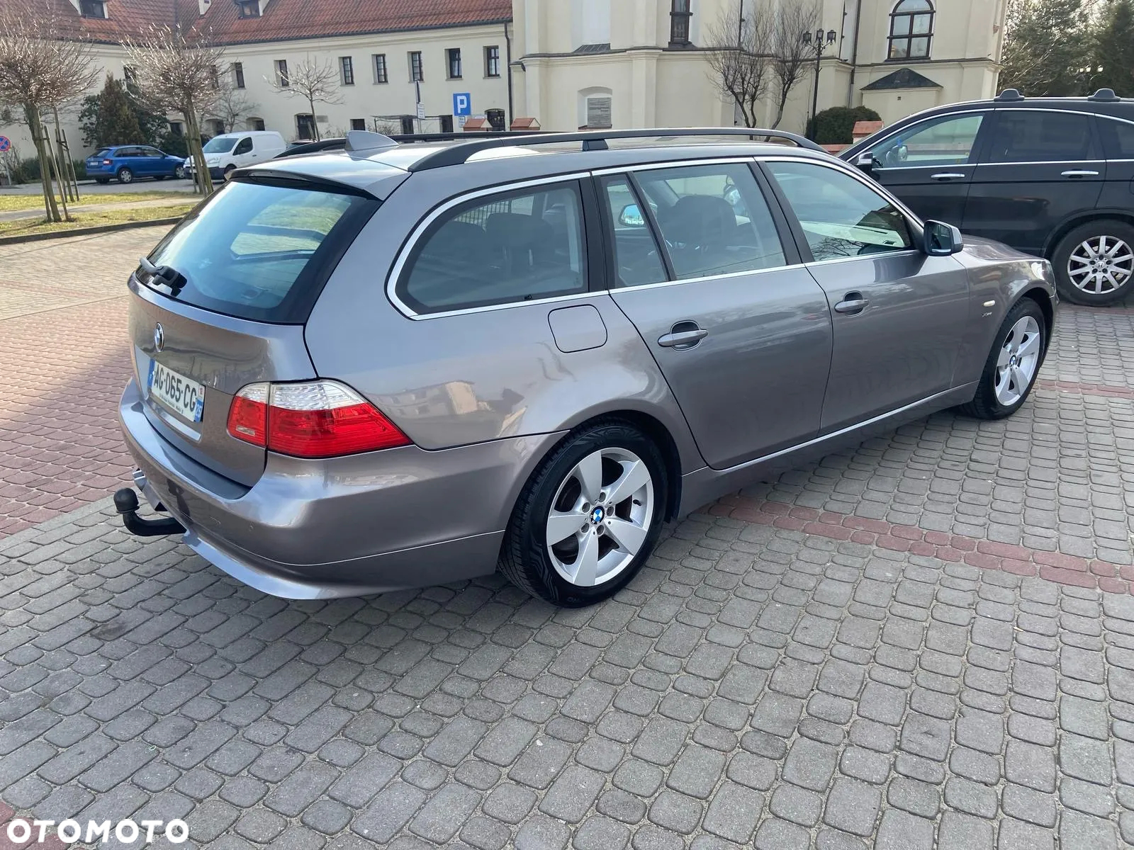 BMW Seria 5 525d xDrive Touring Edition Exclusive - 9