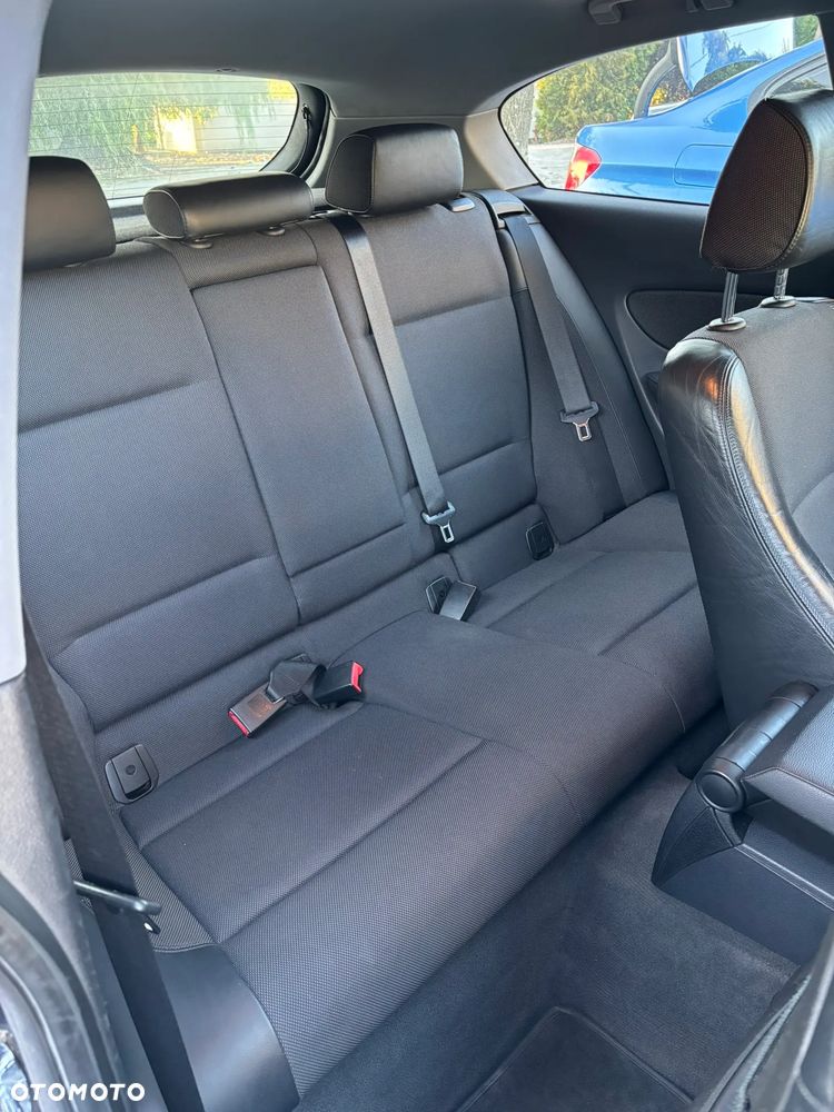 BMW Seria 1 - 16