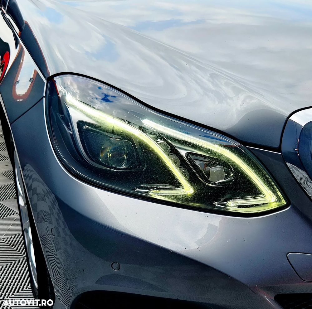 Mercedes-Benz E - 25