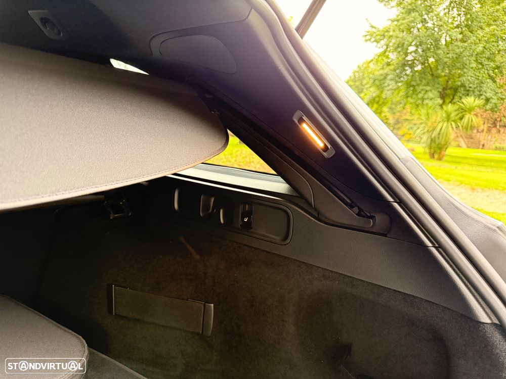 Mercedes-Benz C 300 de T 9G-TRONIC AMG Line - 28