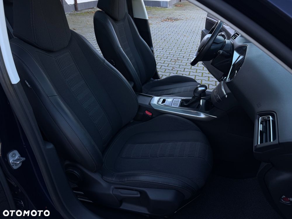Peugeot 308 BlueHDi 150 EAT6 Stop & Start GT-Line Edition - 18