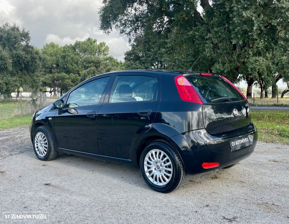 Fiat Punto 1.3 M-Jet Lounge S&S - 7