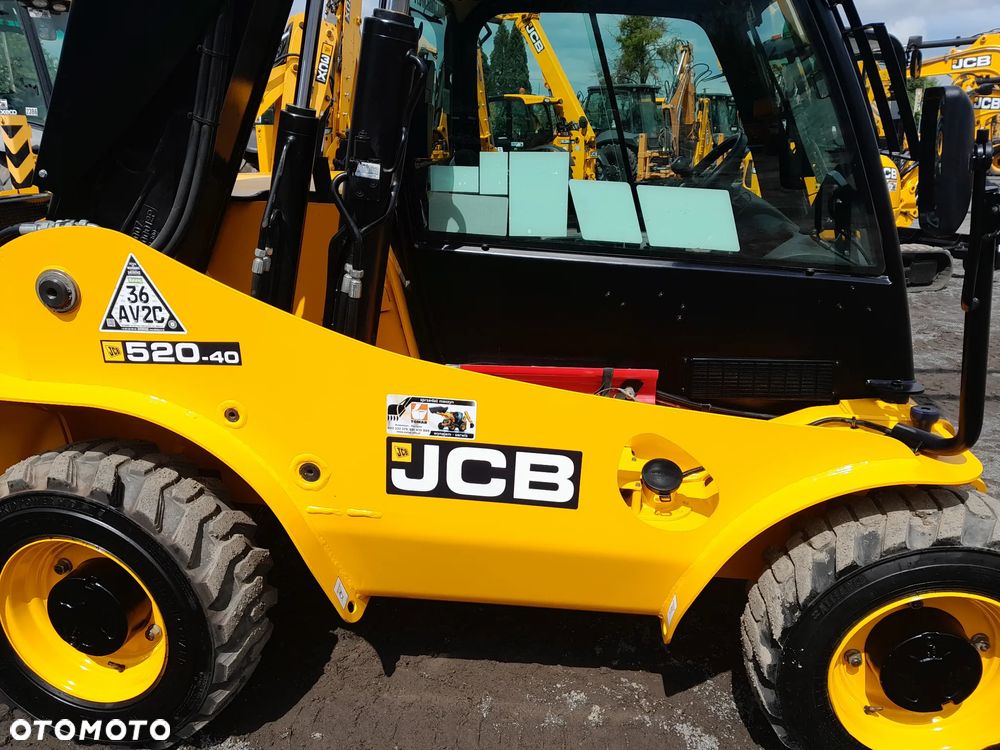 JCB 520-40 - 11