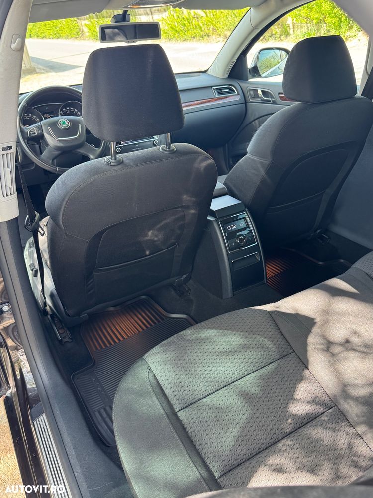 Skoda Superb 2.0 TDI Elegance 4x4 - 17