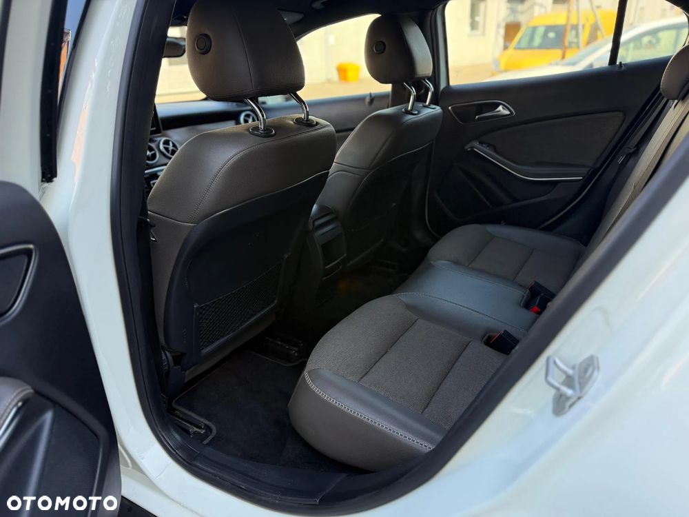Mercedes-Benz GLA 200 (CDI) d - 4