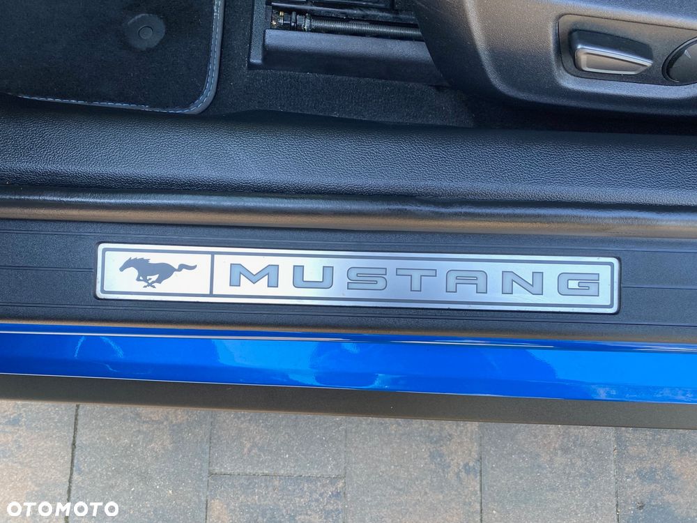 Ford Mustang 5.0 V8 GT - 24