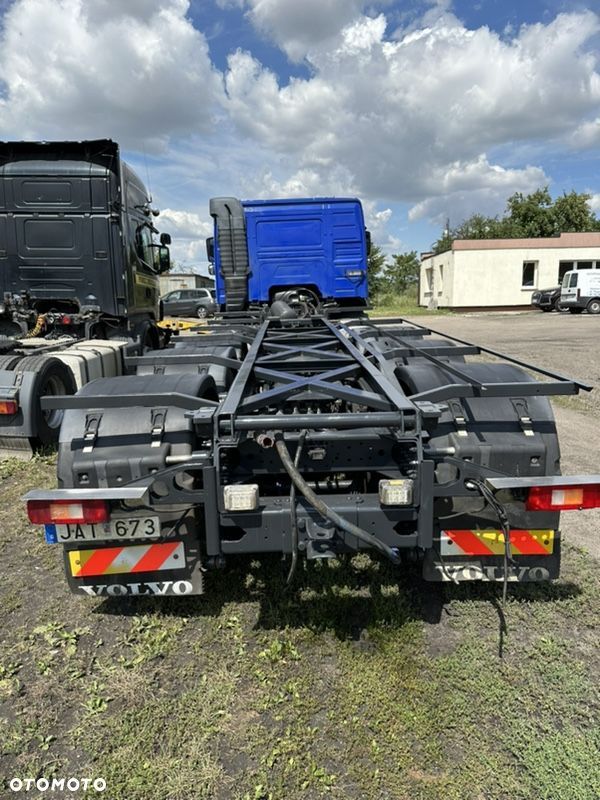 Volvo FM 480 EURO5 TRIDEM 8X4 pod asenizacje beczke szambo 20-25m3 do zabudowy - 4