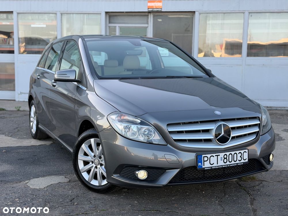 Mercedes-Benz Klasa B 180 UrbanStyle Edition - 1