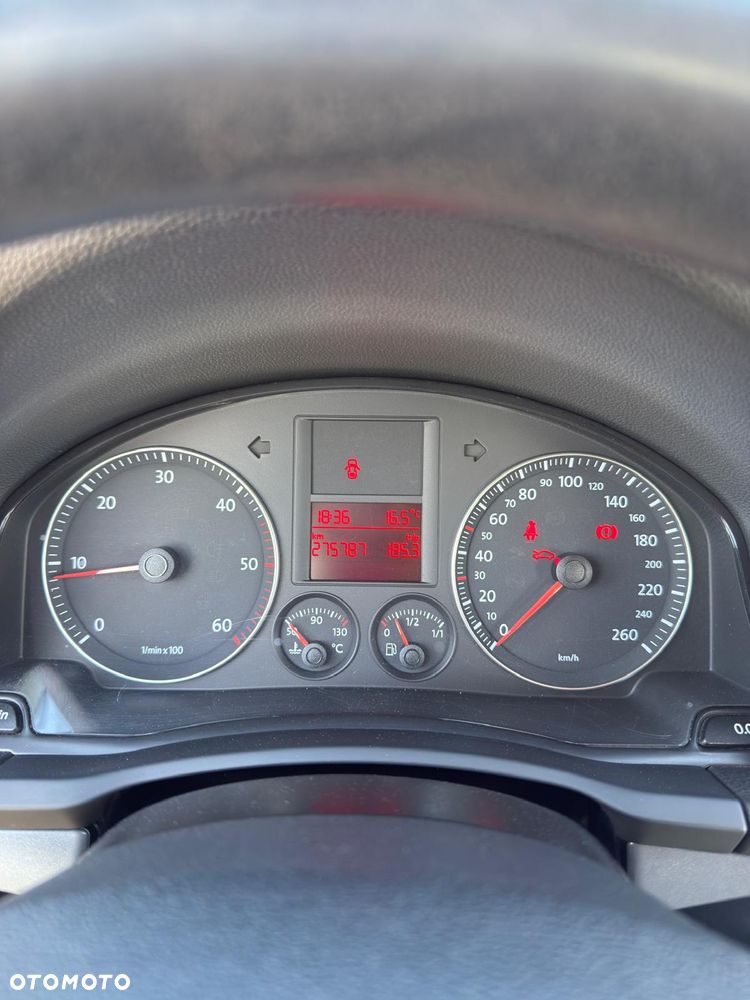 Volkswagen Golf - 12