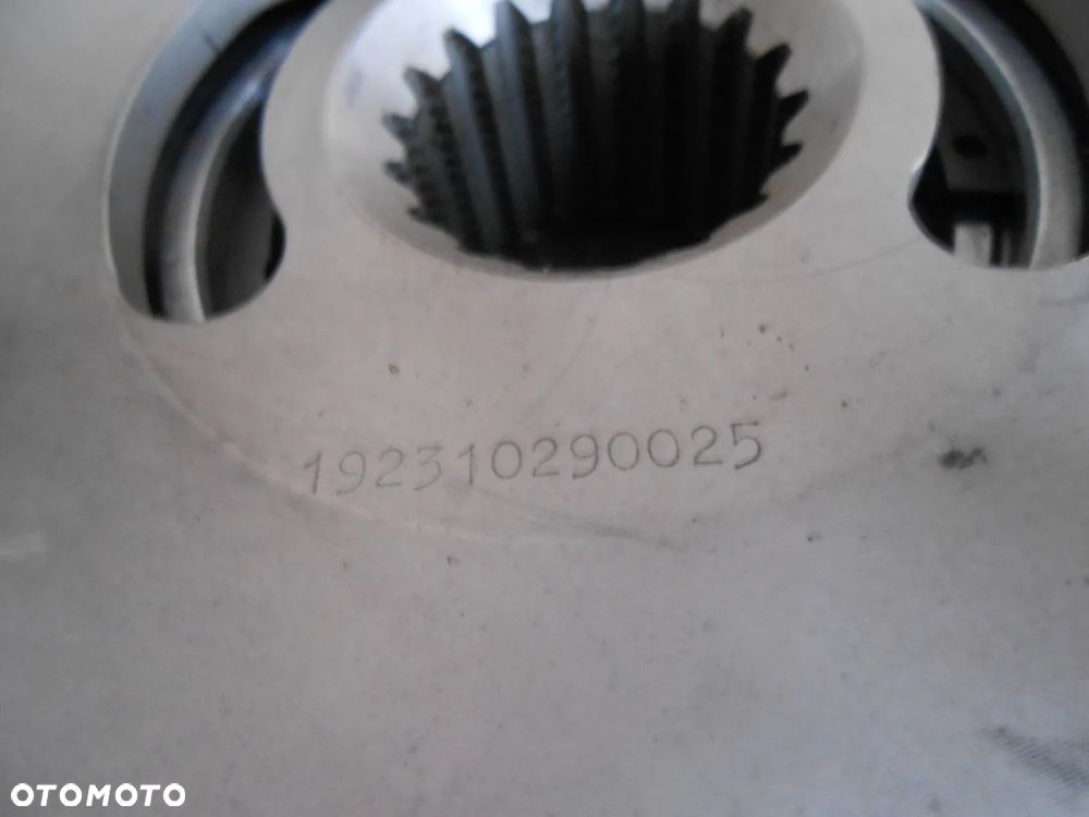 Parking Lock Case CVX Steyr CVT150 - 5