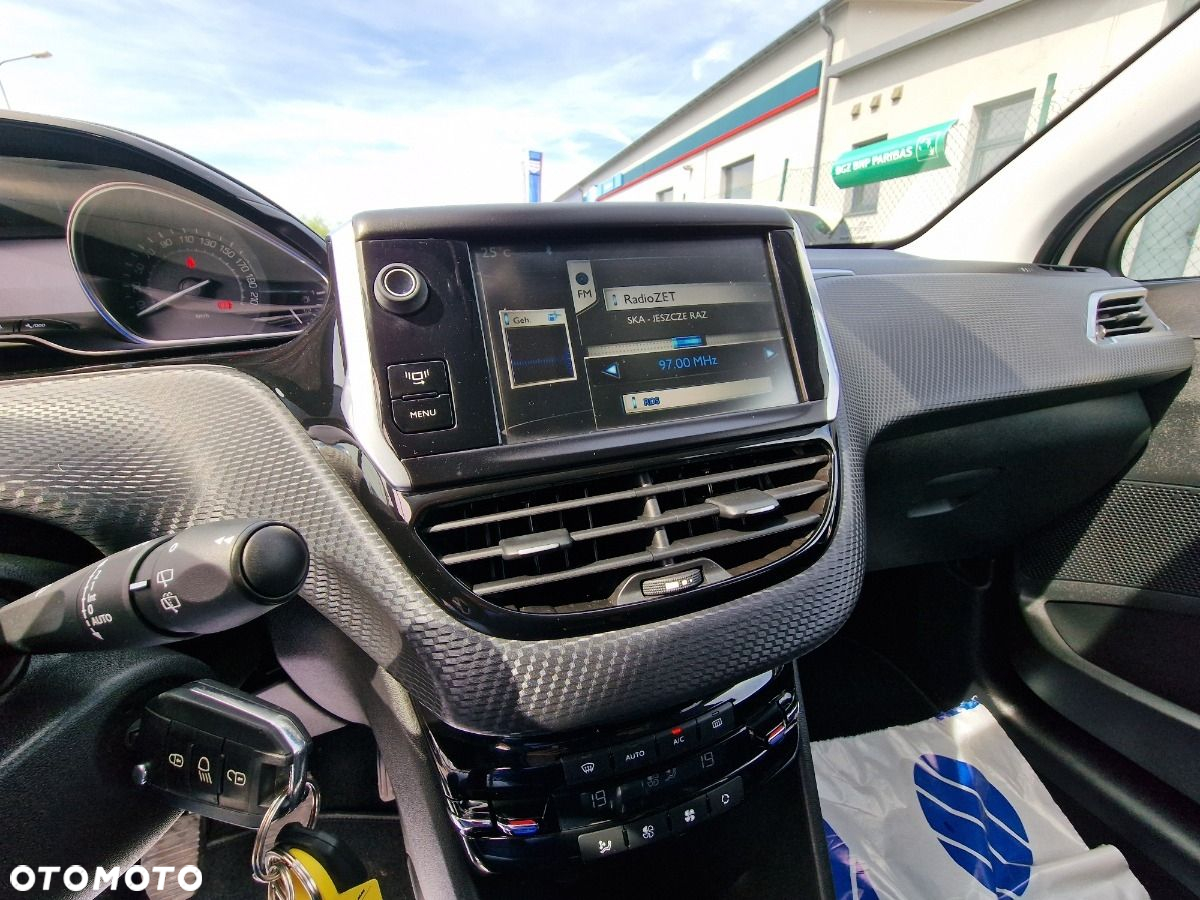 Peugeot 2008 - 15