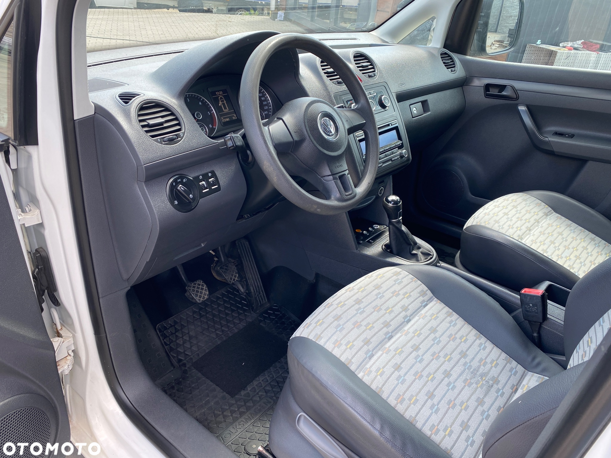 Volkswagen CADDY - 14