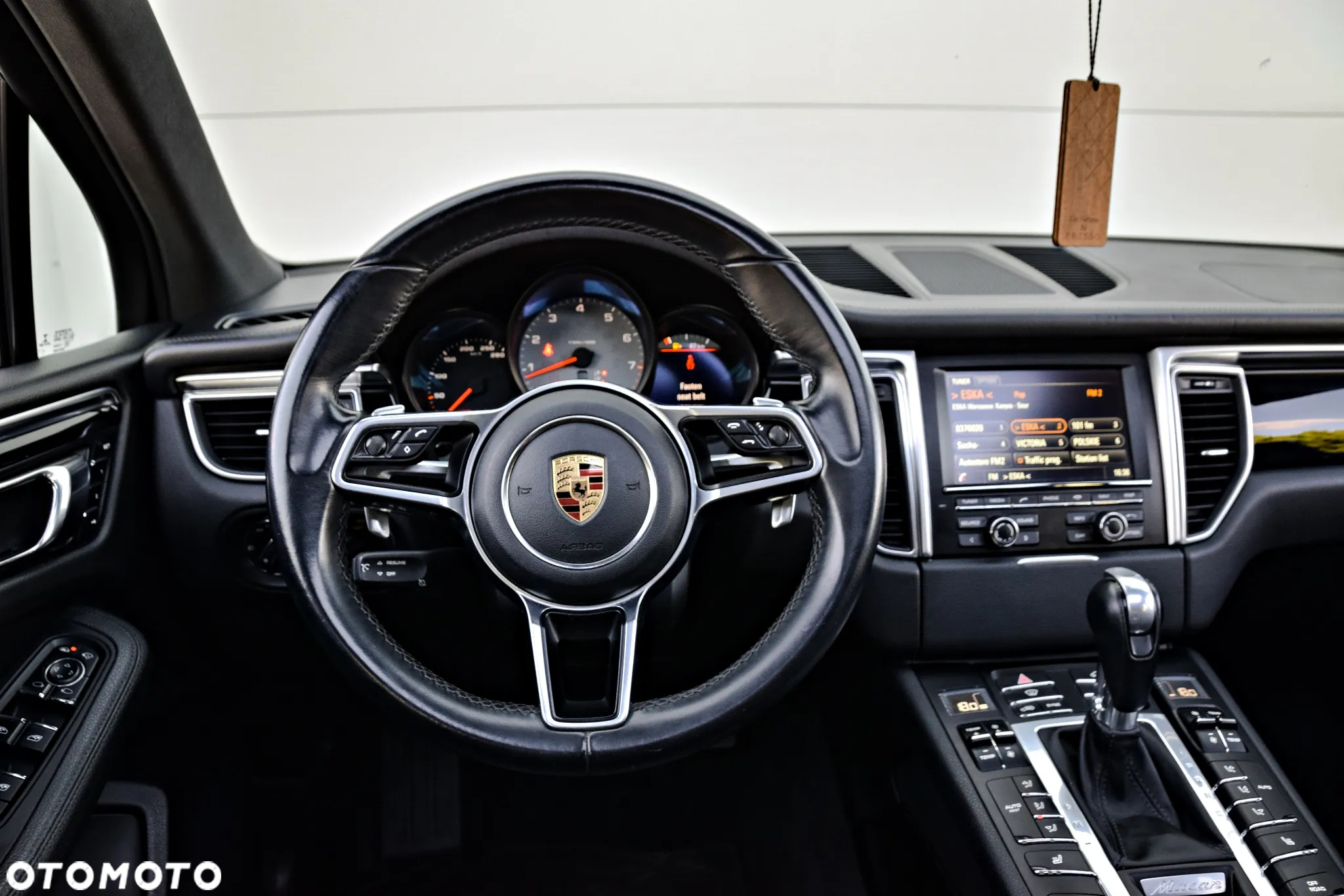 Porsche Macan S - 29
