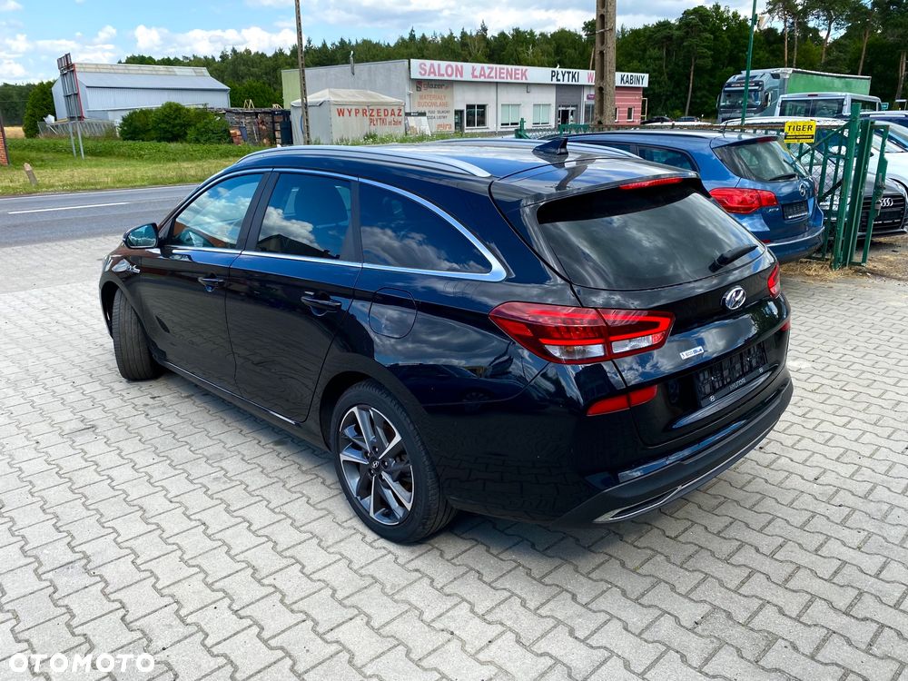 Hyundai i30 1.6 CRDI 48V-Hybrid Prime - 4