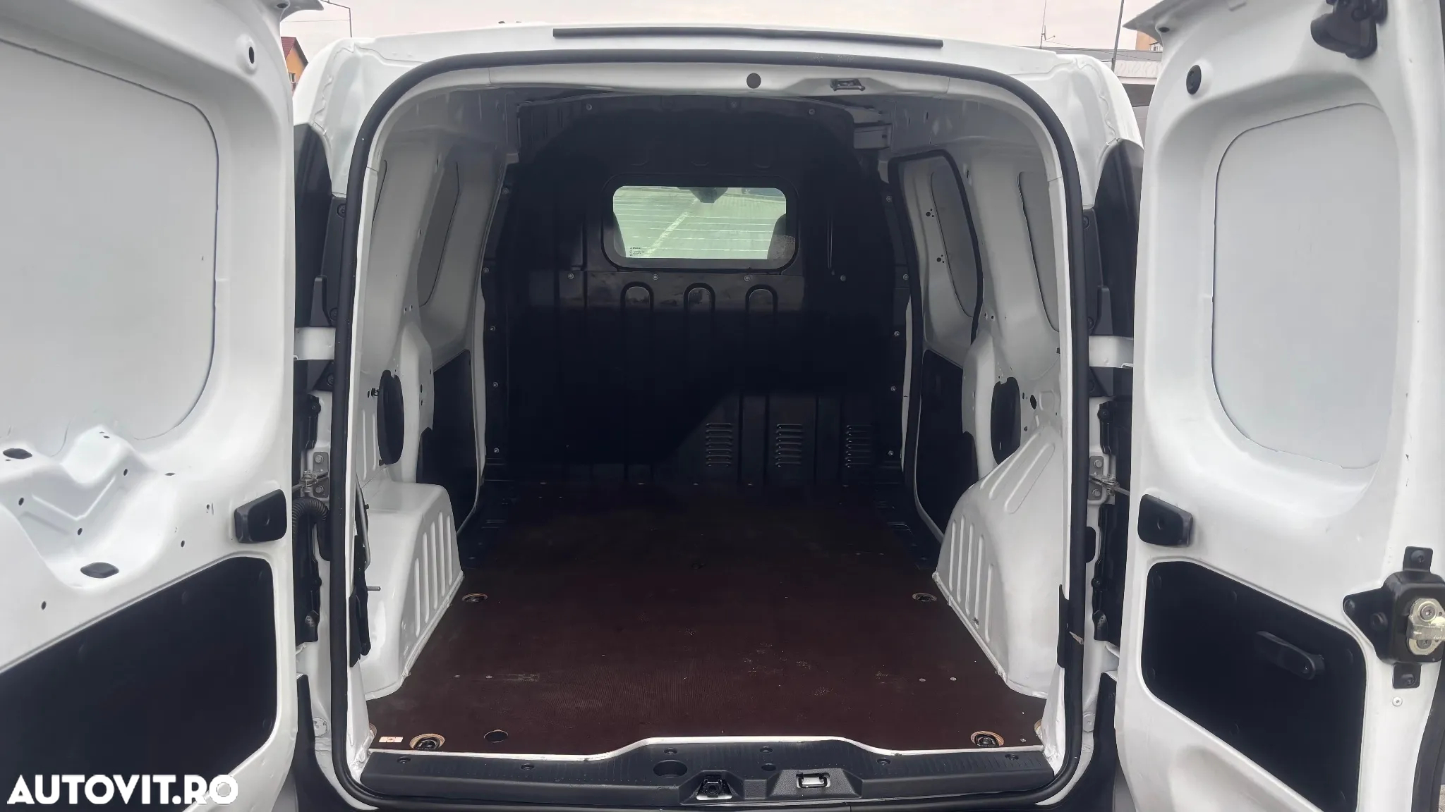 Renault Express - 7