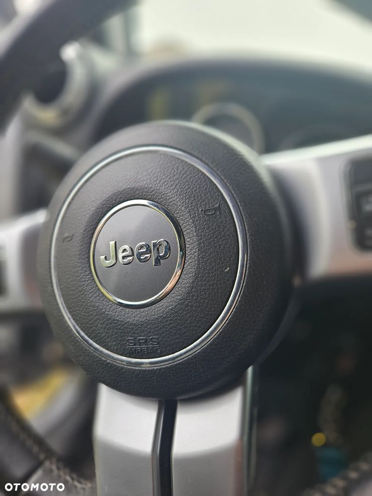 Jeep Wrangler - 19
