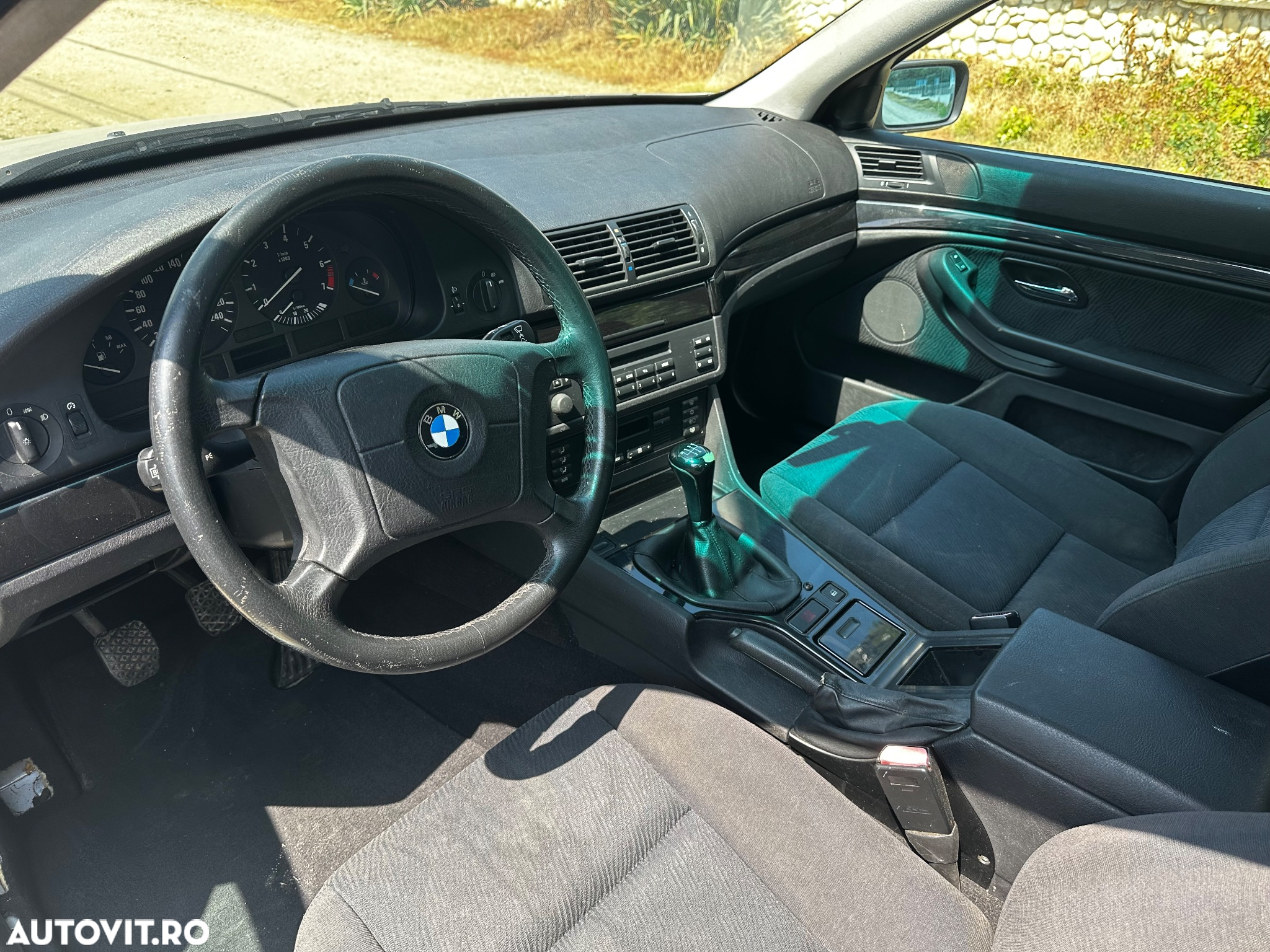 BMW Seria 5 523i Touring - 8