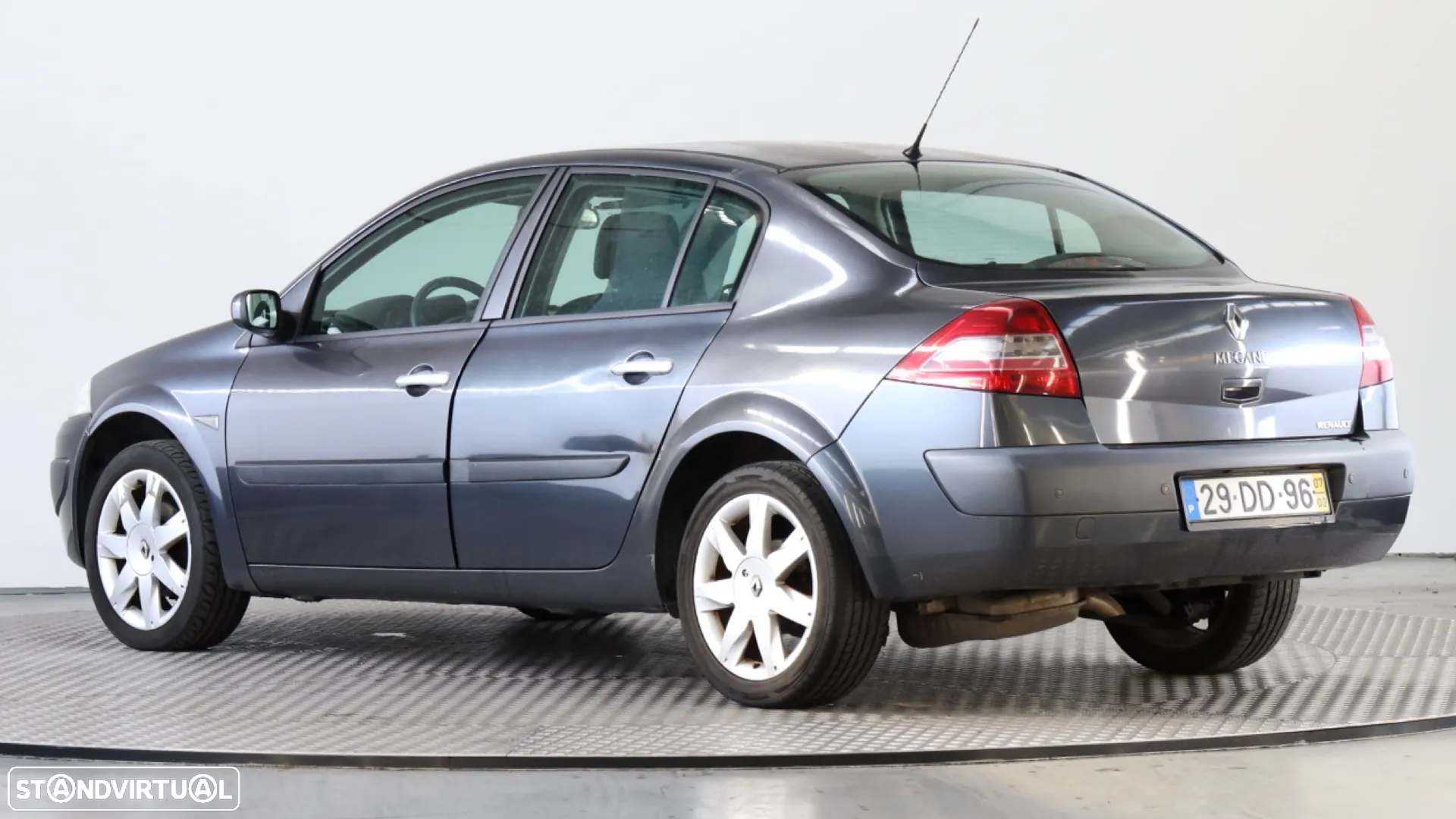 Renault Mégane 1.5 dCi Dynamique S - 11