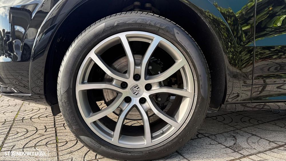 Porsche Cayenne Coupé E-Hybrid Tiptronic S - 35