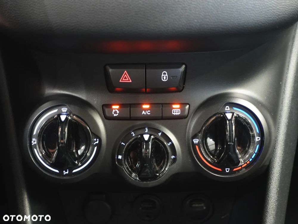 Peugeot 208 82 VTI Active - 39