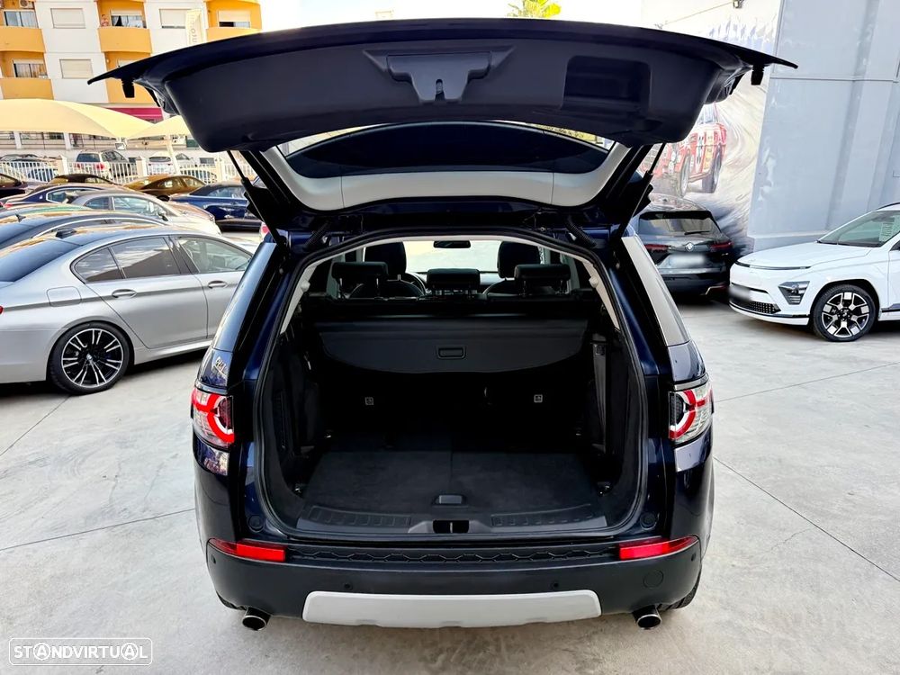 Land Rover Discovery Sport 2.2 SD4 HSE 7L Auto - 31