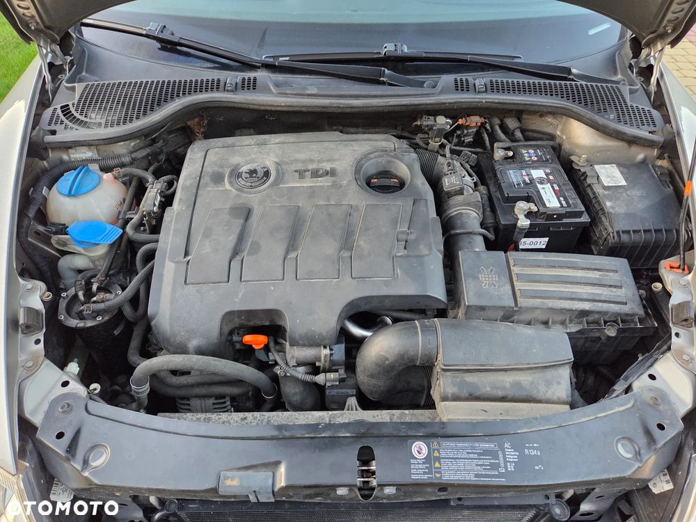 Skoda Octavia 1.6 TDI Active DSG - 10