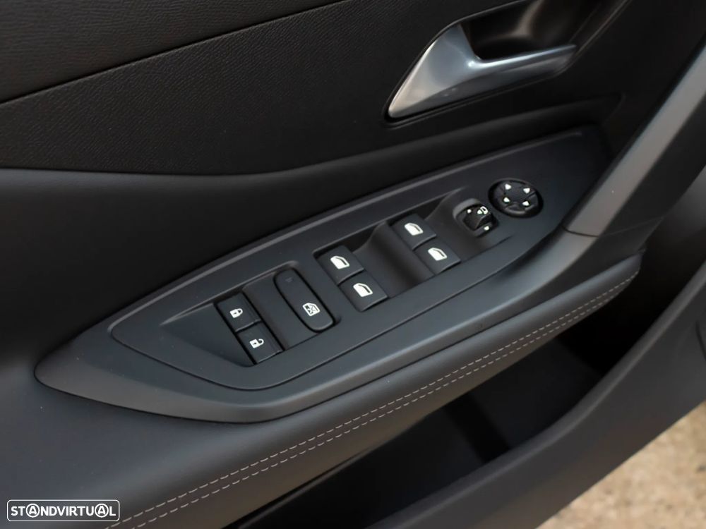 Peugeot 308 SW 1.2 PureTech Allure - 19