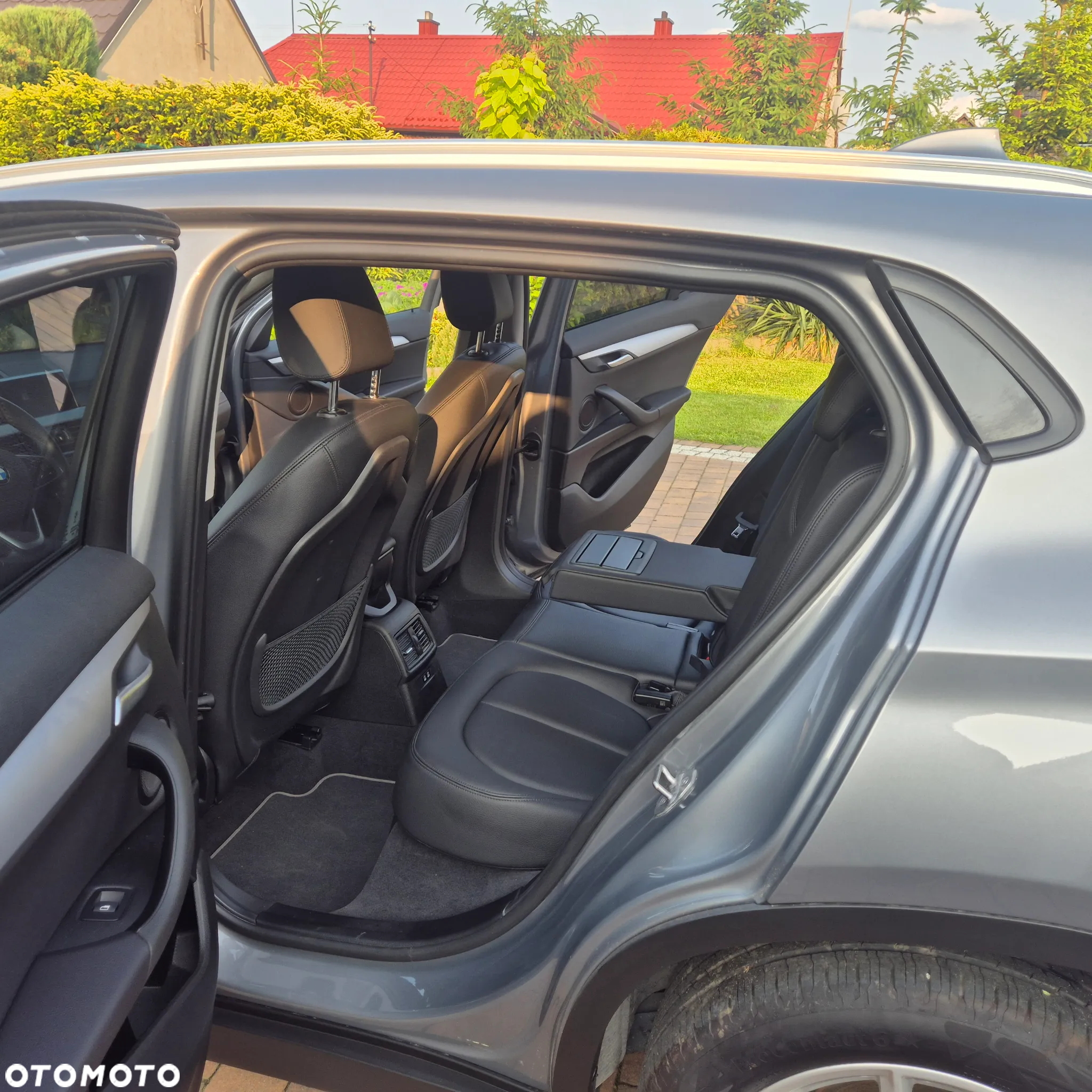 BMW X2 sDrive18i Advantage Plus - 14