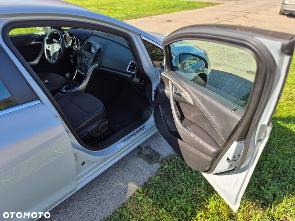 Opel Astra 1.4 T Cosmo - 12