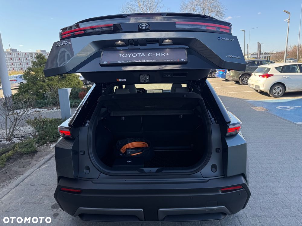 Toyota C-HR+ - 27