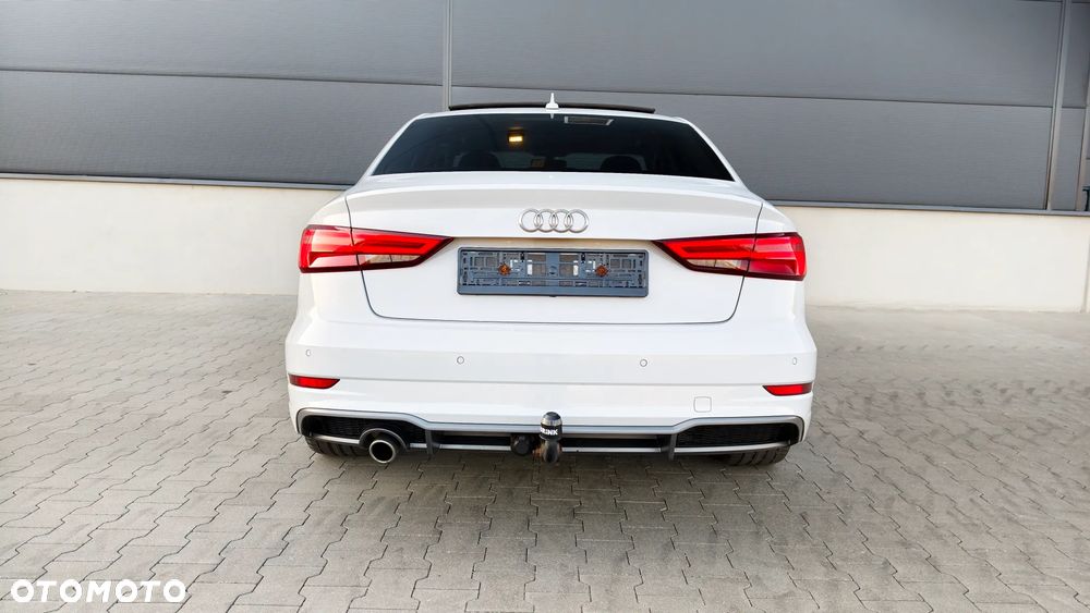 Audi A3 Limousine 1.6 TDI (clean diesel) S line Sportpaket - 4