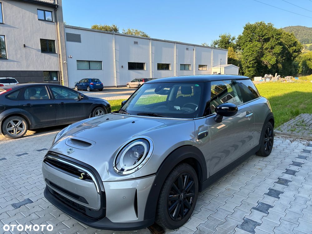 MINI Cooper E Classic Trim - 1