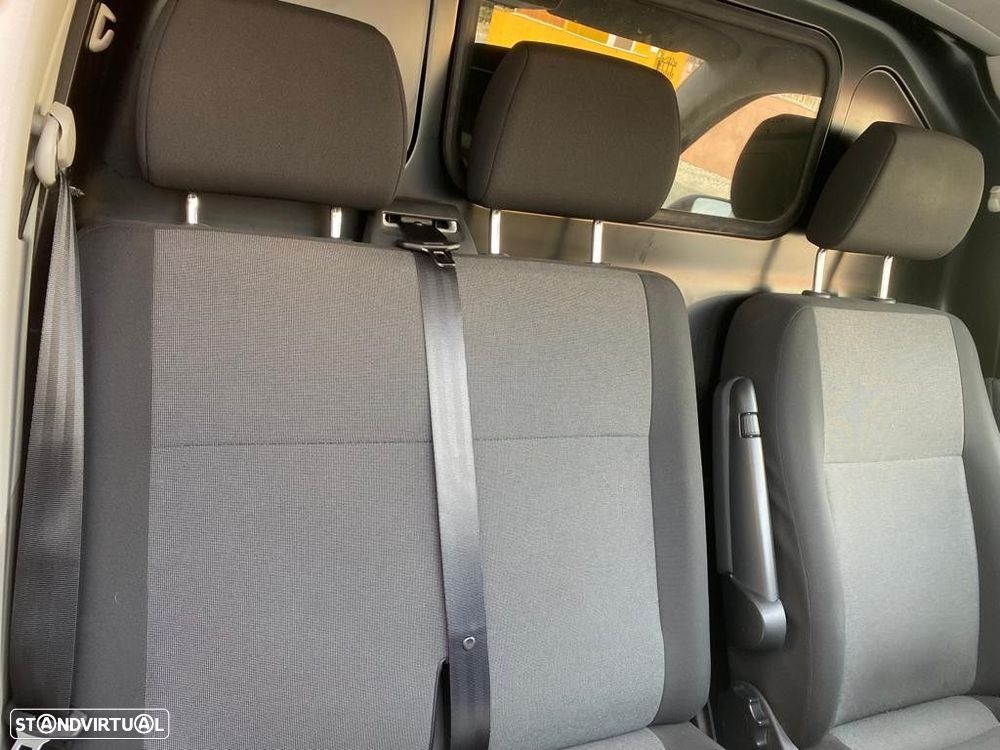 VW Transporter 2.0 TDI BM Extra AC - 14