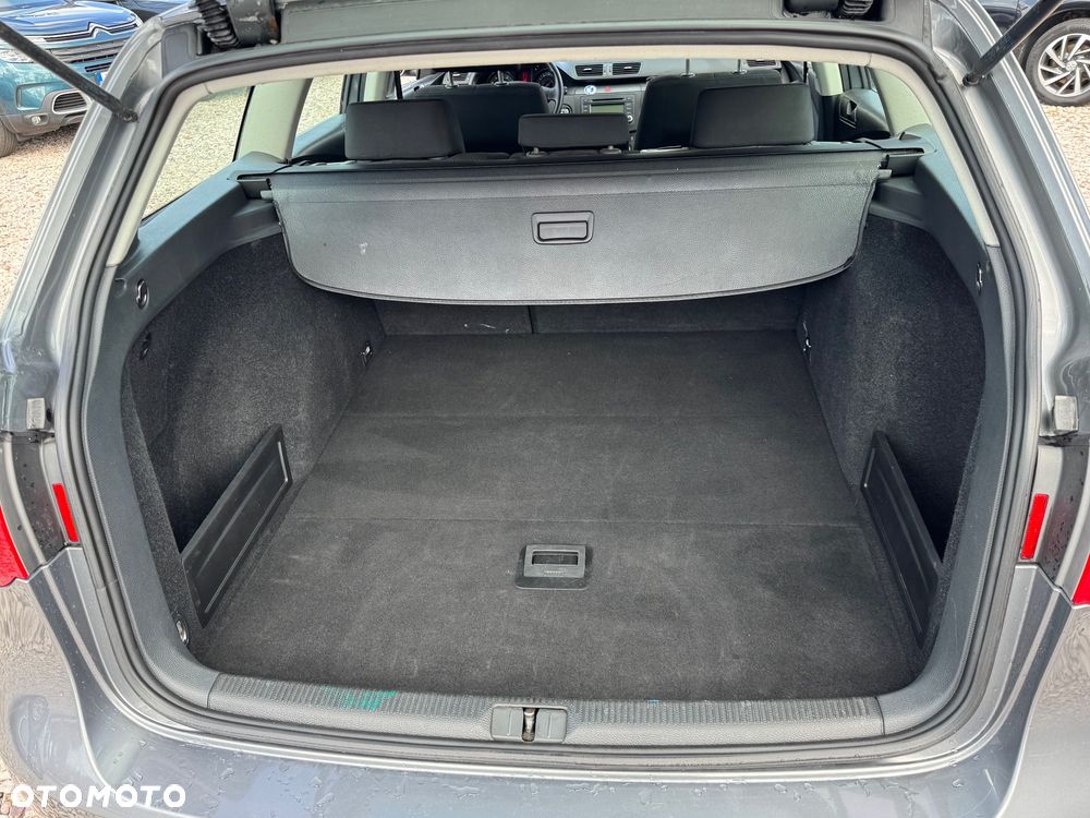 Volkswagen Passat - 7